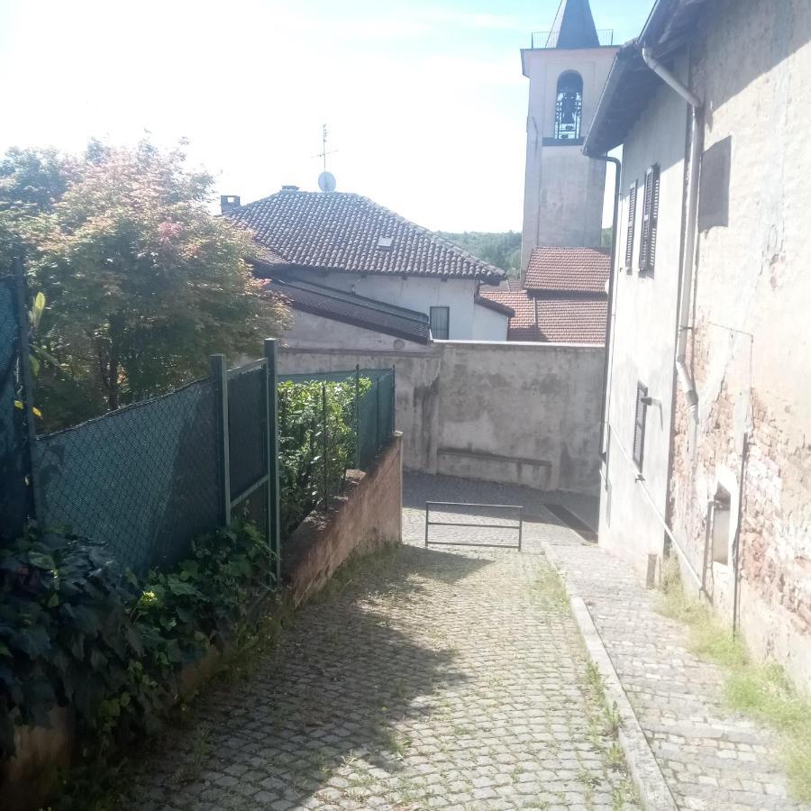 Casa Appartamento Vacanze La Fermata Delle Rondini Castello di Annone Ngoại thất bức ảnh