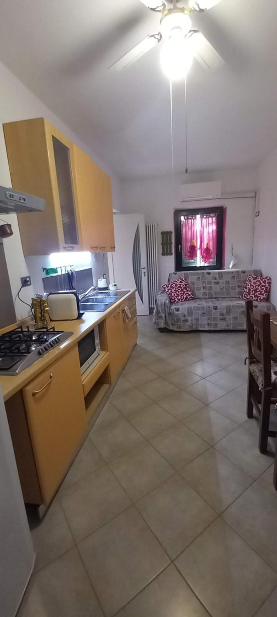 Casa Appartamento Vacanze La Fermata Delle Rondini Castello di Annone Ngoại thất bức ảnh