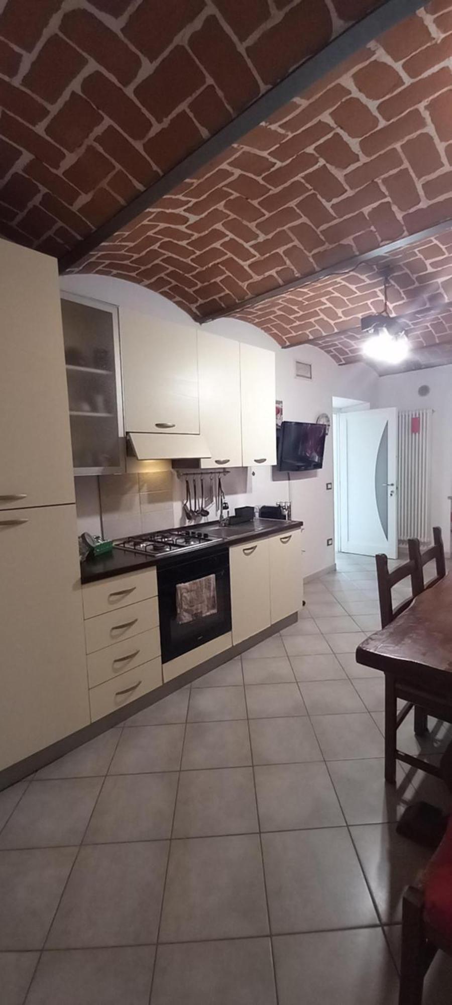 Casa Appartamento Vacanze La Fermata Delle Rondini Castello di Annone Ngoại thất bức ảnh
