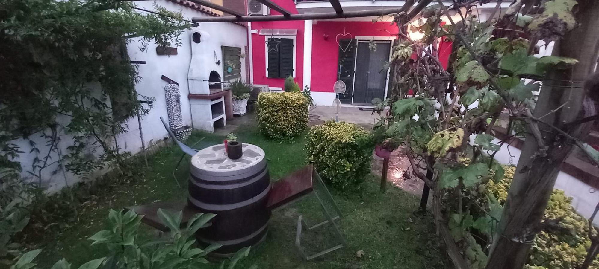 Casa Appartamento Vacanze La Fermata Delle Rondini Castello di Annone Ngoại thất bức ảnh